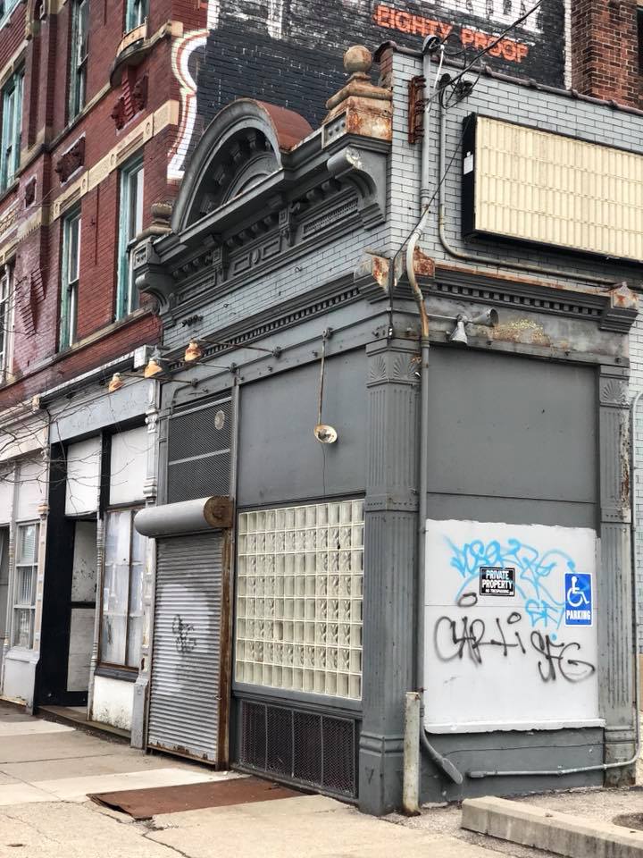 Storefront close-up before renovation